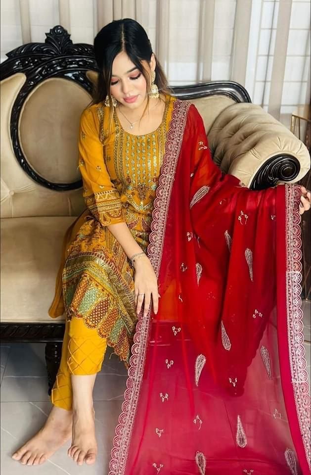 Soft Georgette fabrics Unstitch 4 piece - Image 13